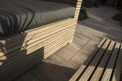 Yoga tuin met GeoCeramica's